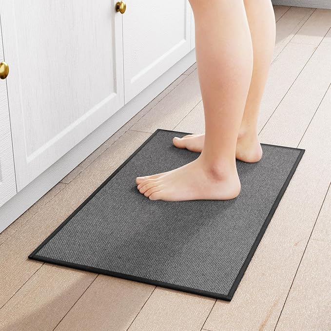 Kitchen Mat 1 PCS, Cushioned Non Slip Rugs for Kitchen Floor, Absorbent Runner Comfort Standing Mats Washable for Kitchen, Office, Home, 17.3"x30" (Black)