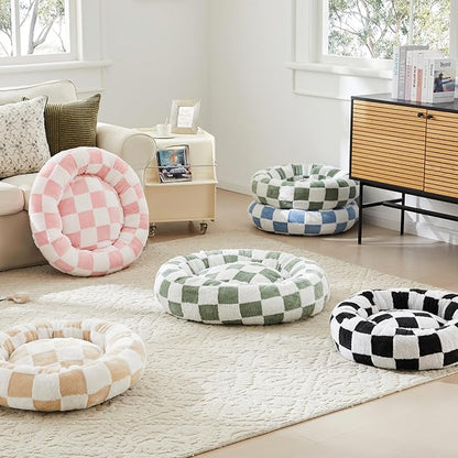 Ohocut Checkered Cat Dog Bed, Cute Black White Retro Style Aesthetic Round Warming Pet Calming Beds for Small Dog and Cats, Plush Cozy Donut Beds Washable, 23" L x 23" W x 8" Th